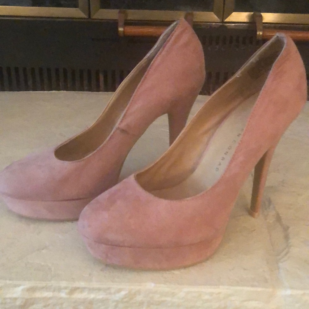 Lauren Conrad pink suede heels